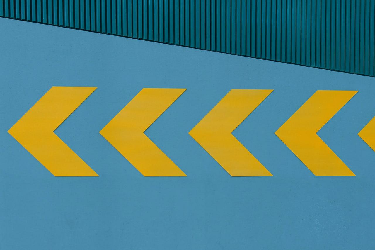 Echoing City background Echoing City is a dark cyan ChatGPT theme with an image background.